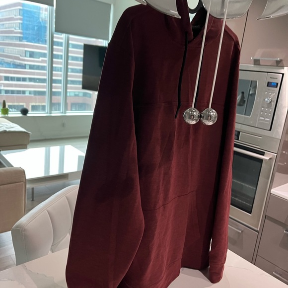 🔴 Stay Cozy and Stylish in a Red Sweater! 🔴 - Picture 6 of 8